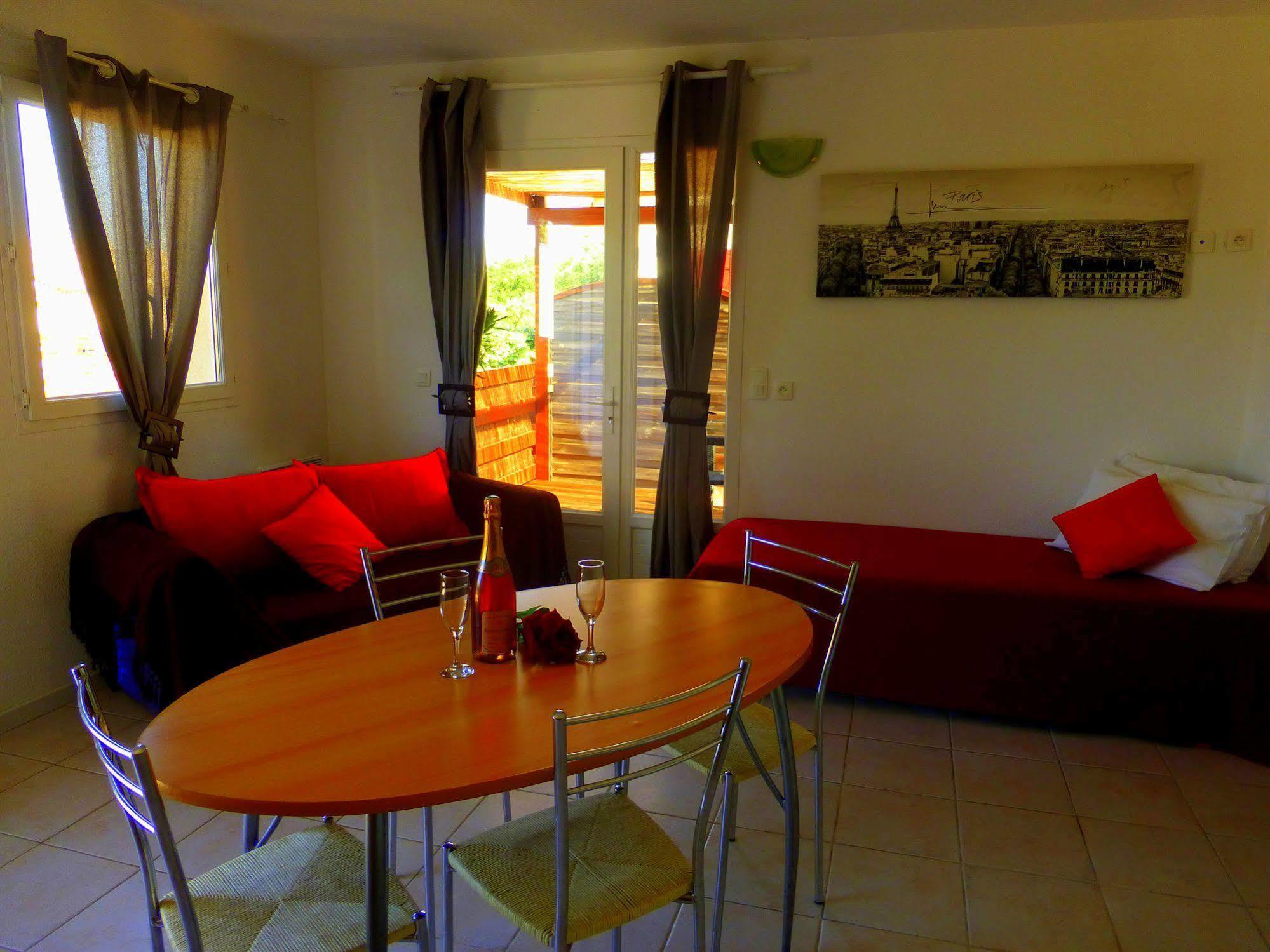 Mont Bouquet Lodge/Residence Hoteliere Brouzet-les-Ales Extérieur photo